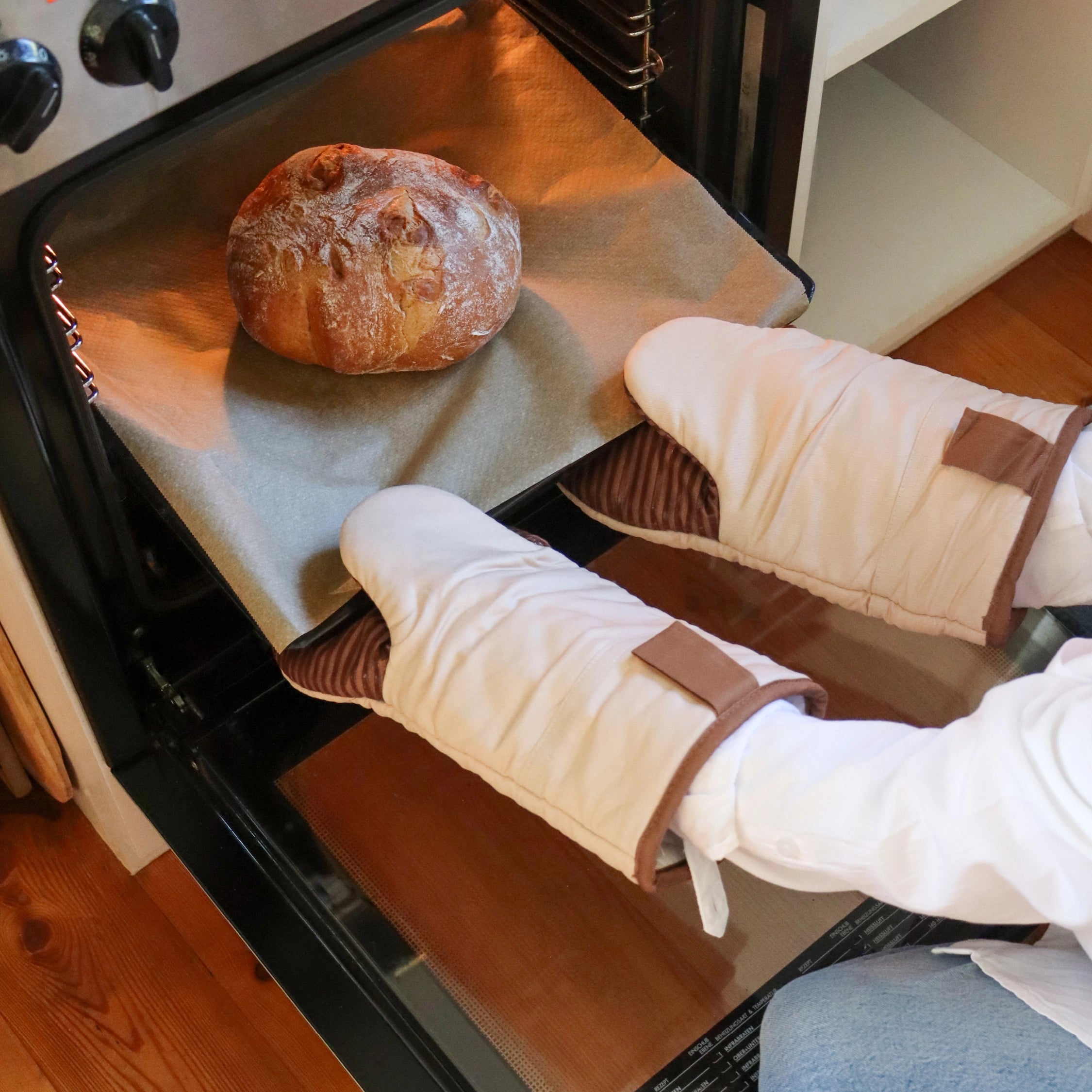 Milly’s Premium Oven Mitts